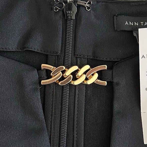 NWT Ann Taylor Black Satin Chain Neck Detail Top Size M - Picture 4 of 9